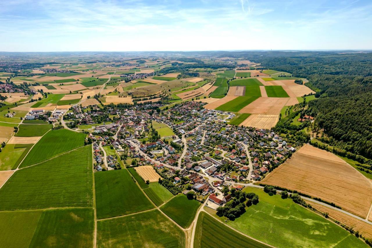 Landgasthof Adler Utzmemmingen Exterior photo